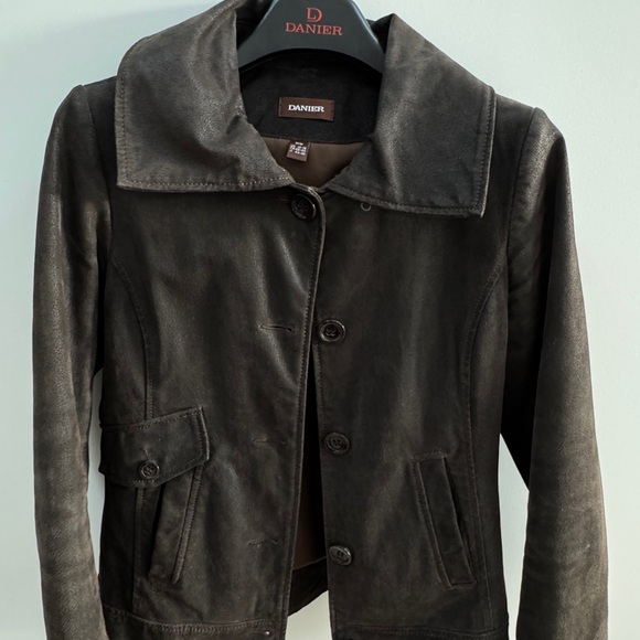 Danier Chocolate Leather Jacket - Picture 3 of 5